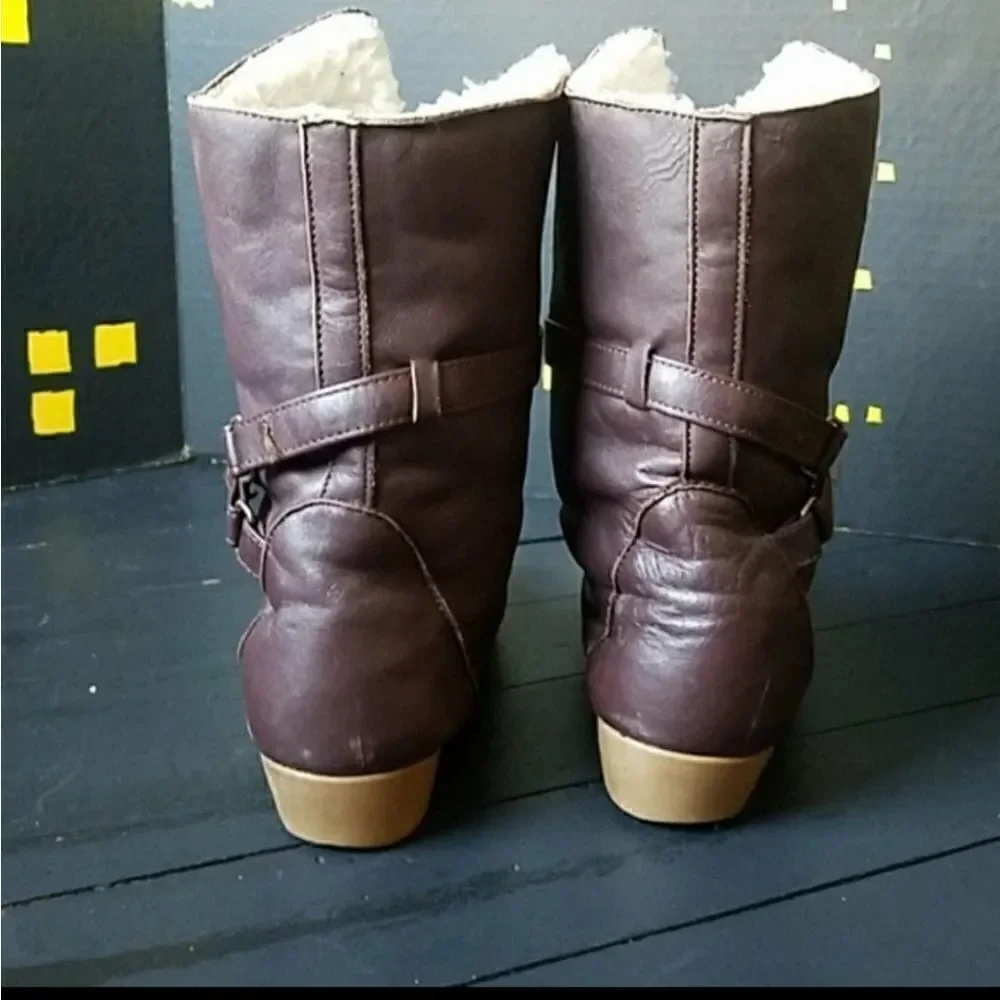 DeX leather boots